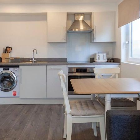 Contemporary 1 Bedroom Apartment In Ashford Ashford  Eksteriør bilde